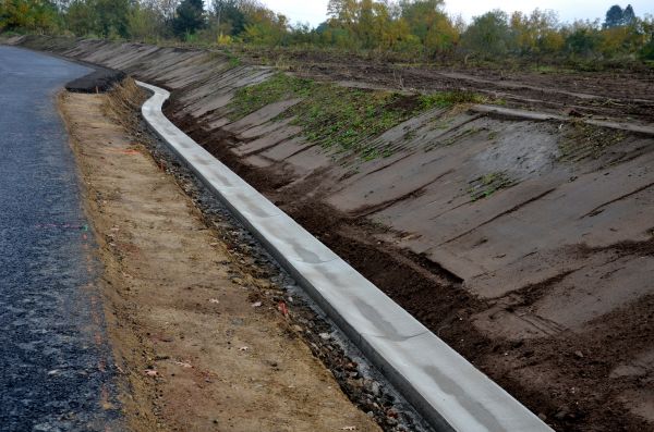 Cost of Slope Drainage Installation in Hopkins